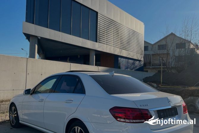 Makina ne shitje  ne Tirane - 15,000 Euro
