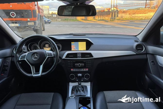 Auto in Vendita  a Tirana - 9,800 Euro