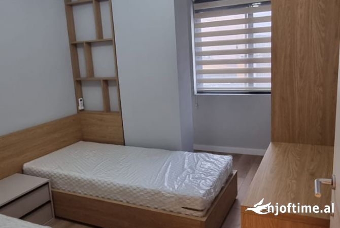 Shtepi me qera Apartament ne Tirane, 2+1, Mobilimi E mobiluar, Pagesa 600  Euro.