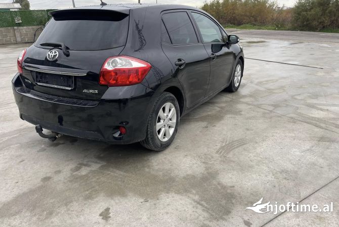 Makina ne shitje  ne Tirane - 6,000 Euro