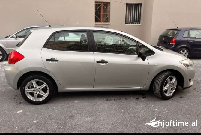 Makina ne shitje ne Tirane - 5,400 Euro