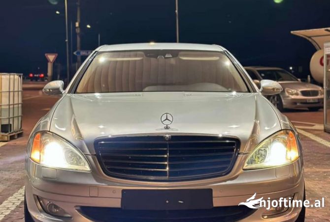 Makina ne shitje ne Tirane - 7,300 Euro