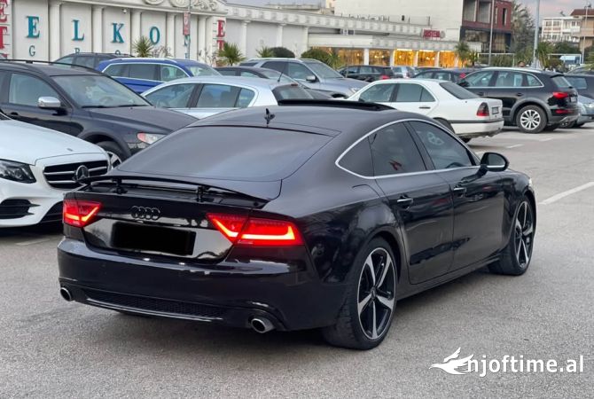 Auto in Vendita  a Tirana - 13,500 Euro