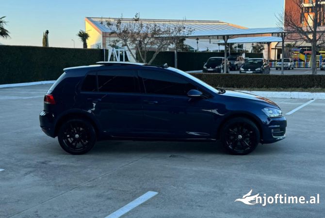 Makina ne shitje ne Tirane - 12,500 Euro