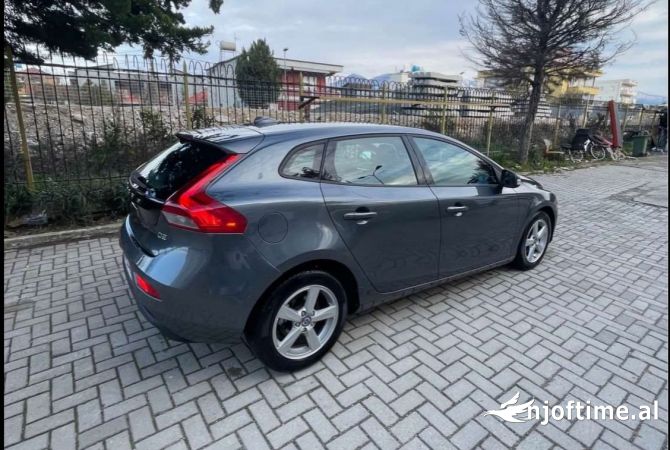 Auto in Vendita  a Tirana - 7,000 Euro