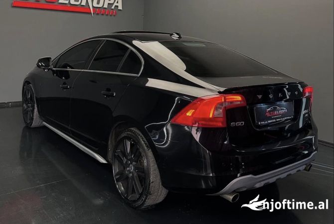 Auto in Vendita  a Tirana - 8,999 Euro