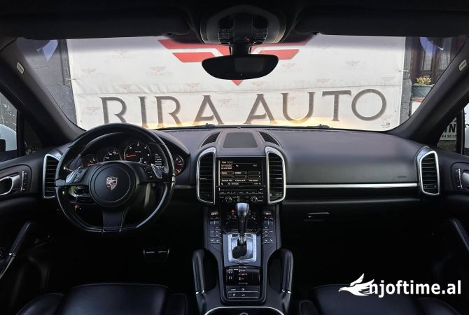 Auto in Vendita  a Tirana - 15,800 Euro