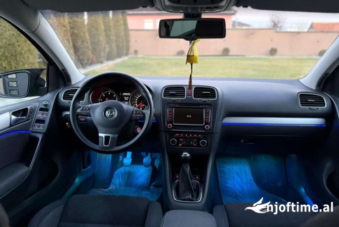 Auto in Vendita  a Tirana - 10,900 Euro