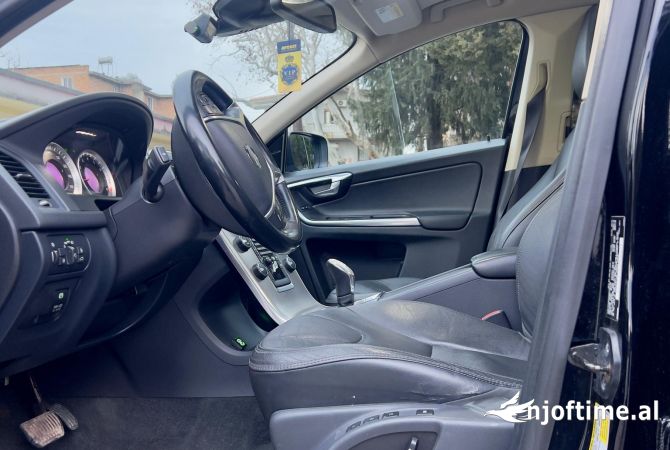 Auto in Vendita  a Tirana - 11,000 Euro