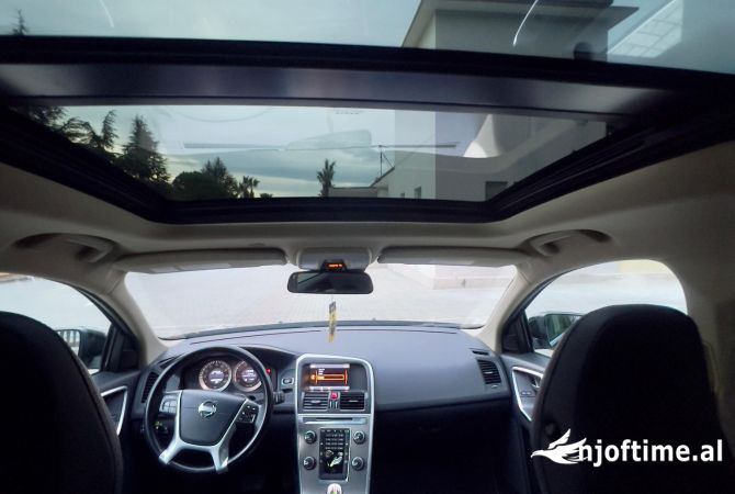 Auto in Vendita  a Tirana - 11,000 Euro