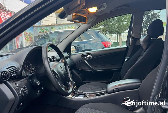 Auto in Vendita  a Tirana - 5,000 Euro