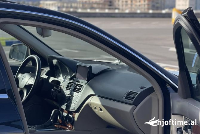 Auto in Vendita  a Tirana - 6,299 Euro
