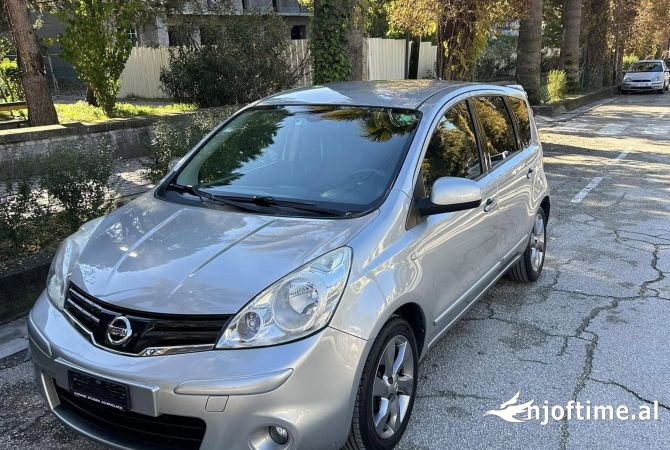 Makina ne shitje ne Tirane - 4,900 Euro