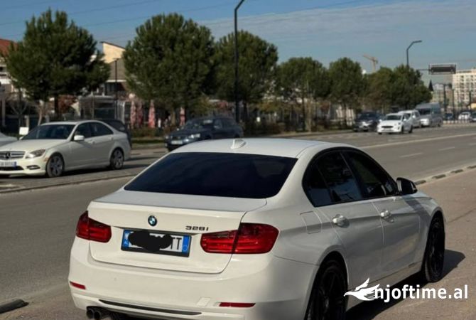Makina ne shitje  ne Tirane - 9,999 Euro