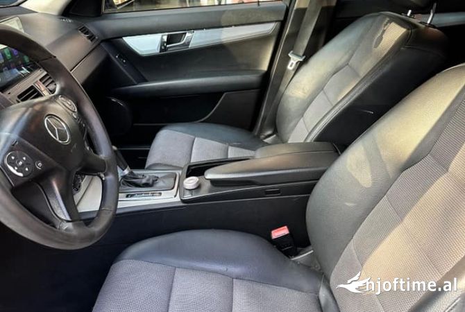 Cars for sale  in Tirana - 6,000 Euro