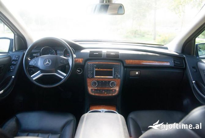 Cars for sale  in Tirana - 4,999 Euro