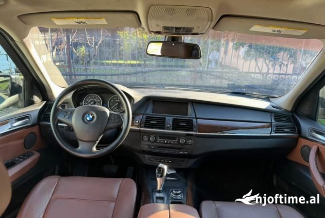 Cars for sale  in Tirana - 11,000 Euro