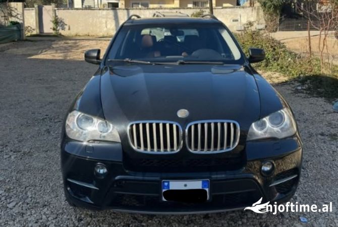 Makina ne shitje ne Tirane - 11,000 Euro