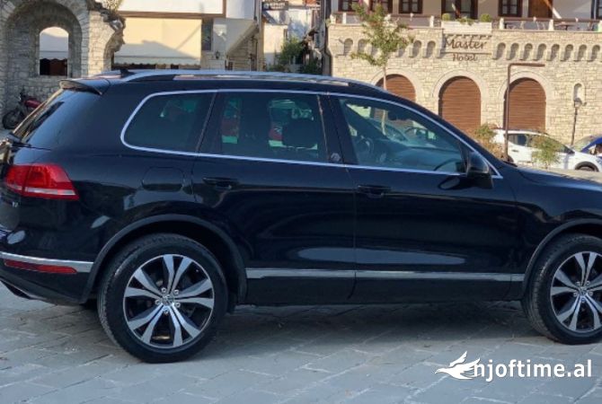 Makina ne shitje ne Tirane, Volkswagen, 2018 Benzine,Kambio Automatik Pagesa 20,000  Euro.