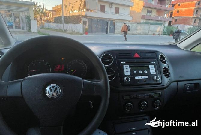 Cars for sale  in Tirana - 3,700 Euro