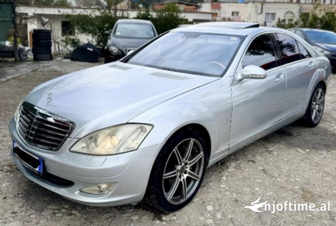 Makina ne shitje ne Tirane - 7,500 Euro