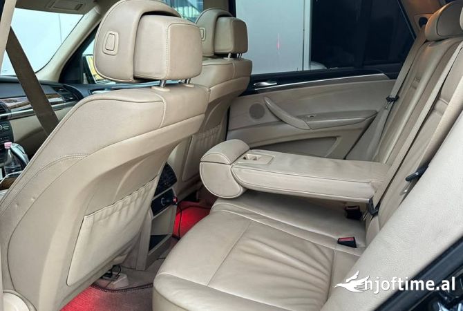 Makina ne shitje  ne Tirane - 6,900 Euro