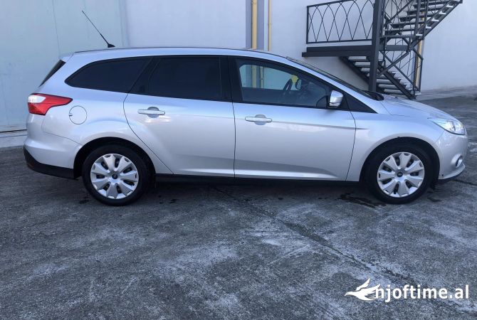 Makina ne shitje  ne Tirane - 5,200 Euro
