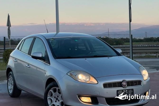 Makina ne shitje ne Tirane - 2,900 Euro