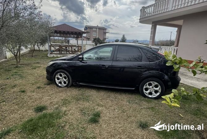Auto in Vendita  a Tirana - 3,800 Euro