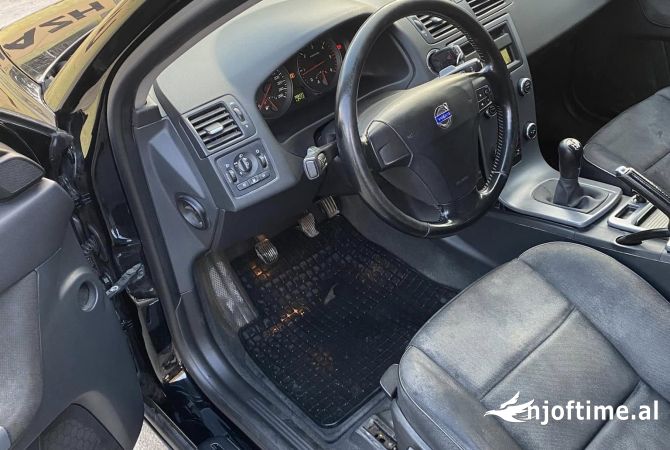 Cars for sale  in Tirana - 4,100 Euro