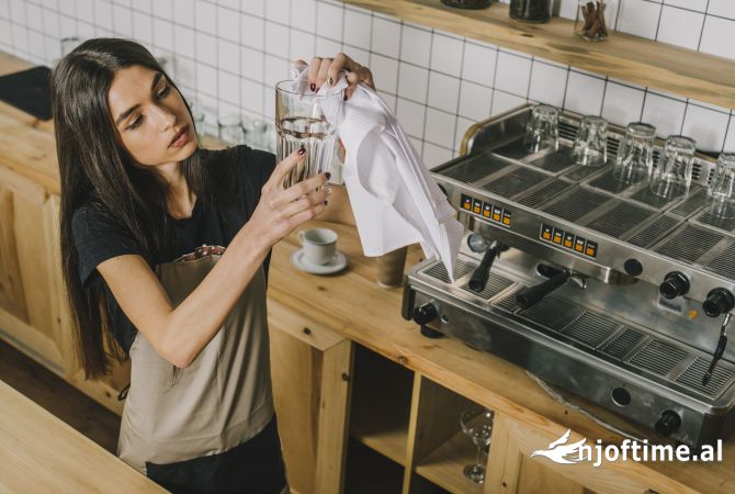 Njoftime Pune Pjatalarëse/Sanitare