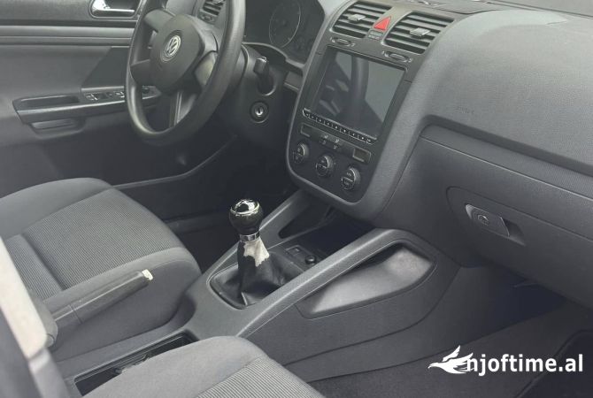 Cars for sale  in Tirana - 3,200 Euro