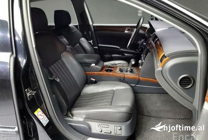 Auto in Vendita  a Tirana - 10,900 Euro
