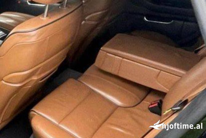 Makina ne shitje  ne Tirane - 6,700 Euro