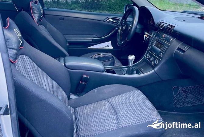 Auto in Vendita  a Tirana - 3,500 Euro