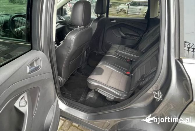 Auto in Vendita  a Tirana - 9,800 Euro