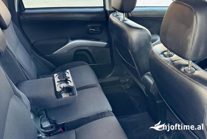 Auto in Vendita  a Tirana - 6,400 Euro