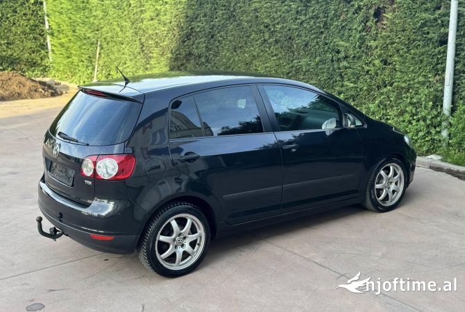 Makina ne shitje  ne Tirane - 5,200 Euro