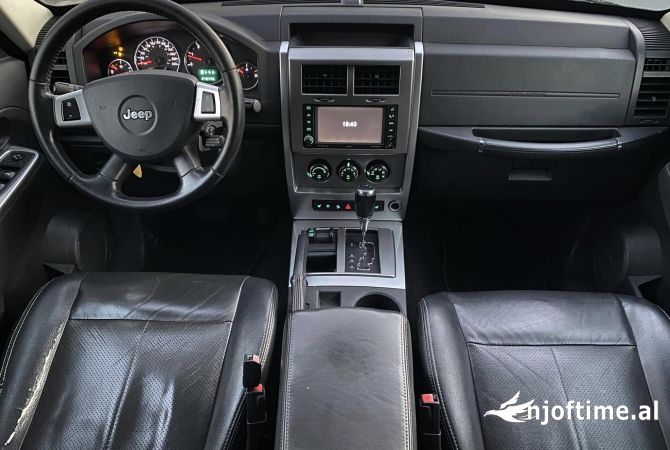 Auto in Vendita  a Tirana - 9,300 Euro