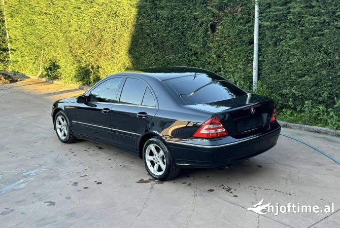 Auto in Vendita  a Tirana - 4,500 Euro