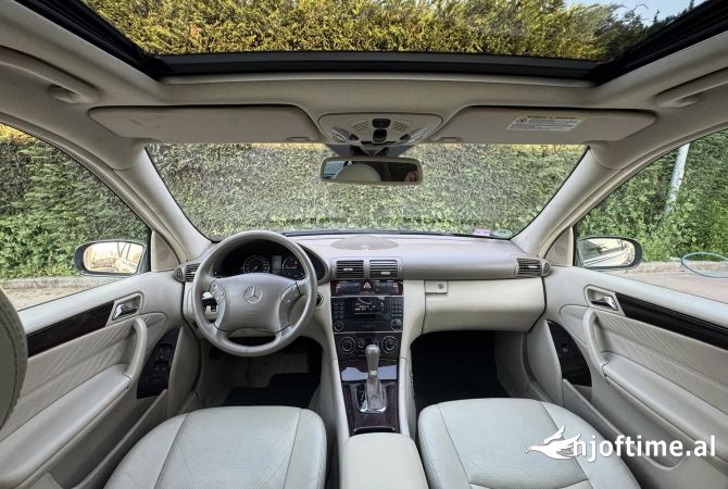 Auto in Vendita  a Tirana - 5,200 Euro