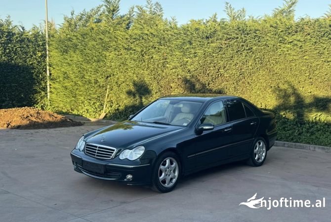 Makina ne shitje ne Tirane - 5,200 Euro