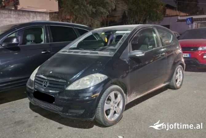 Makina ne shitje ne Tirane - 1,799 Euro