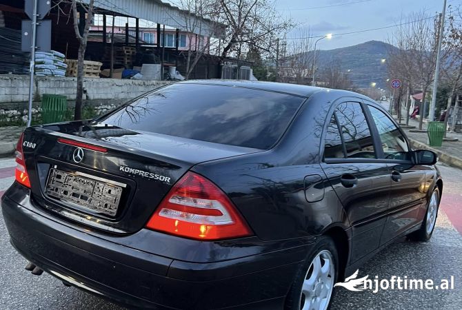 Auto in Vendita  a Tirana - 4,200 Euro