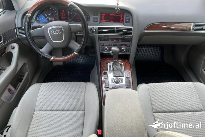 Makina ne shitje ne Tirane, Audi, 2008 Benzine,Kambio Automatik Pagesa 5,000  Euro.