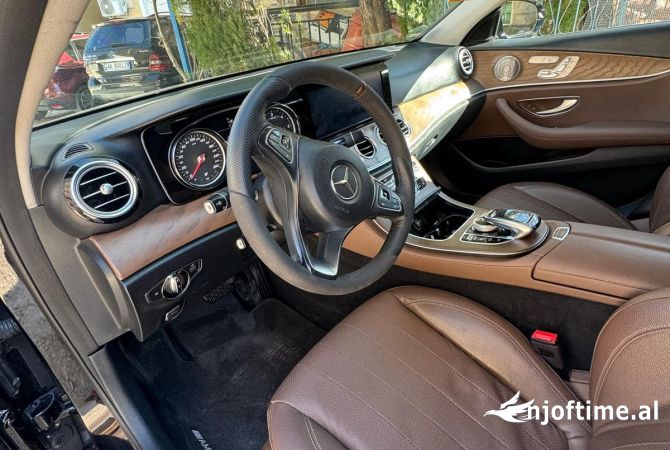 Makina ne shitje  ne Tirane - 21,000 Euro