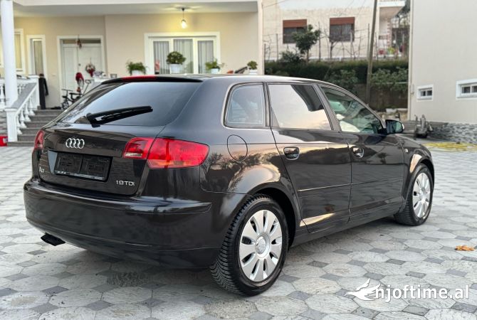 Auto in Vendita  a Tirana - 4,000 Euro
