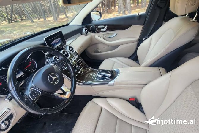 Auto in Vendita  a Tirana - 15,500 Euro