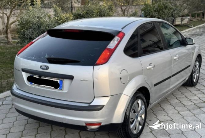 Makina ne shitje ne Tirane, Ford, 2006 Diesel,Kambio Manual Pagesa 3,000  Euro.