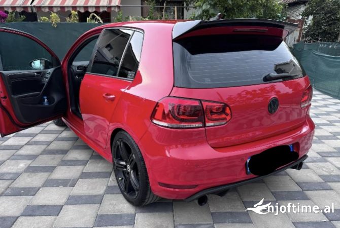 Auto in Vendita  a Tirana - 8,000 Euro